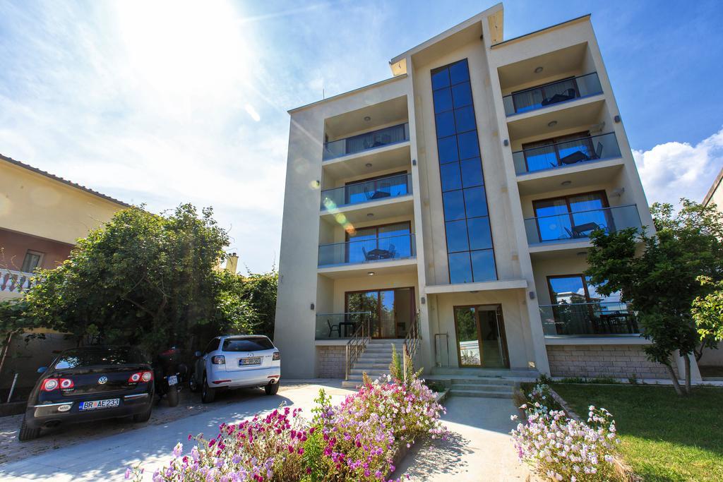 Apartments Matkovic Lux Sutomore Eksteriør billede